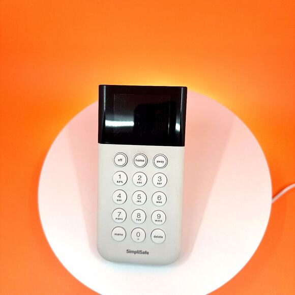 SimpliSafe Wireless Keypad - Latest Gen - Picture 4 of 16
